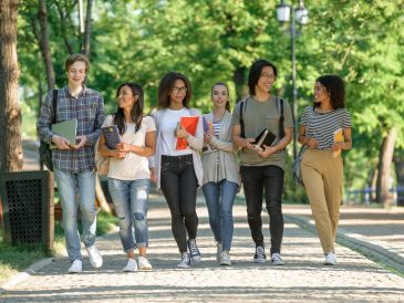 Scuole paritarie a Giugliano in Campania