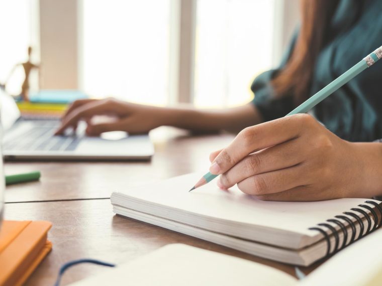 Scuole serali a Acireale
